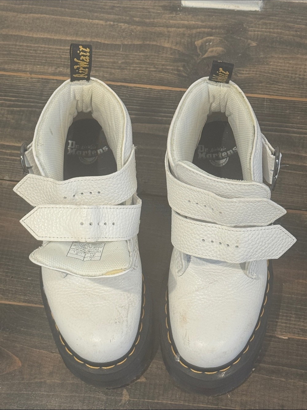 Dr. Martens Devon heart White Leather Buckle Heart Ankle Boots - Picture 5 of 8